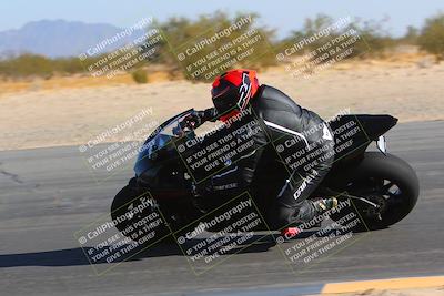 media/Jan-14-2024-SoCal Trackdays (Sun) [[2e55ec21a6]]/Turn 10 Inside (110pm)/